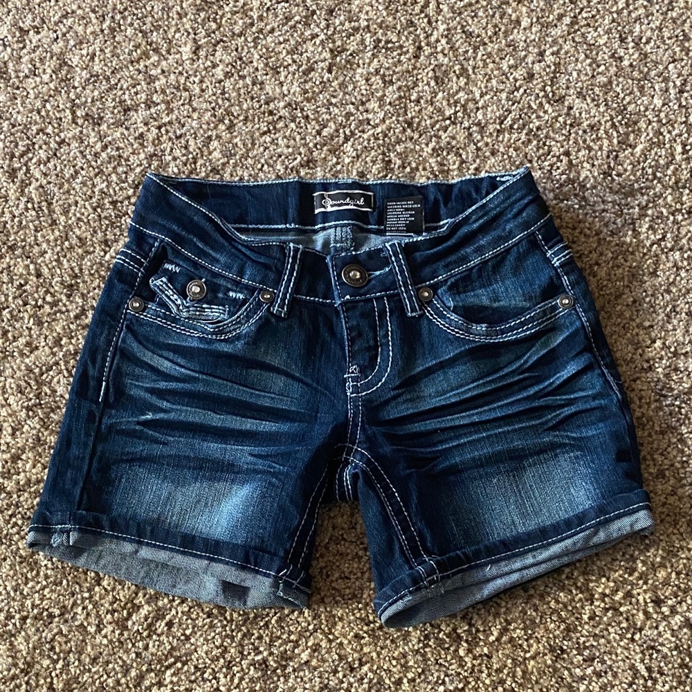 Junior’s Dark Blue Denim Shorts